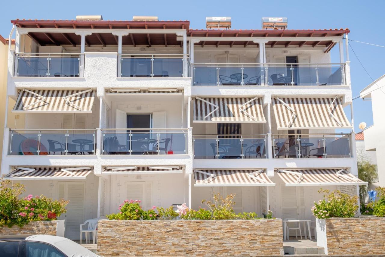 Blue Senses Apartments Sarti Exterior foto